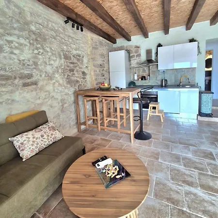Apartamento House Robert
